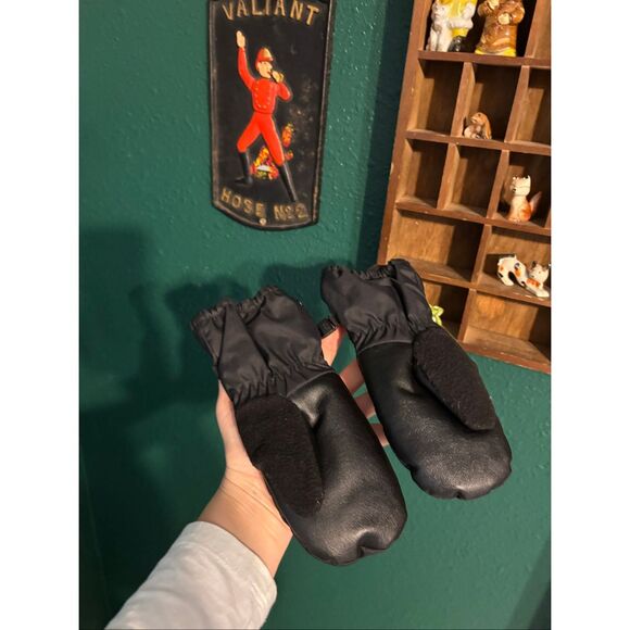 The North Face Mittens Kids Sz 6T Black Logo Dryvent Mountain - Picture 2 of 4